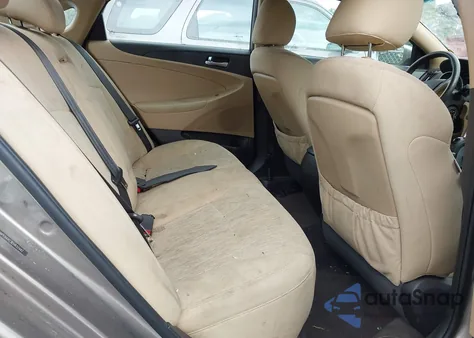 2014 Hyundai Sonata Gls z USA, uszkodzony, nr VIN 5NPEB4AC3EH837447